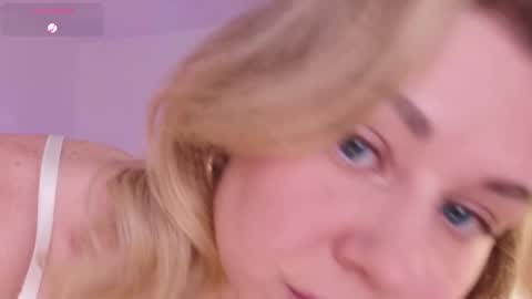 Snapshot of lowfreqsiren chatting on 01-19-26, 08:07 . online show from 01-19-26, 08:07