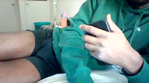 lowkeyme28 online show from 02-04-26, 11:42