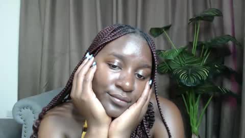 Snapshot of loyalcutie chatting on 01-16-25, 04:49 loyalcutie online show from 01-16-25, 04:49