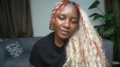 loyalcutie online show from 02-24-26, 04:32