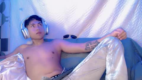 lpysami online show from 10-31-25, 06:25