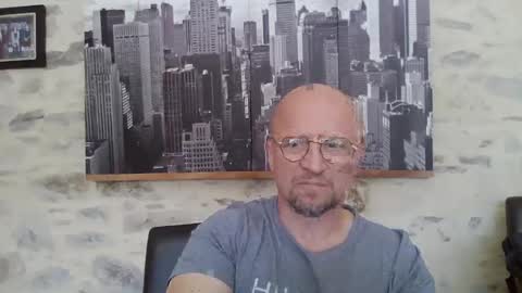 Espigle online show from 05-20-26, 11:05