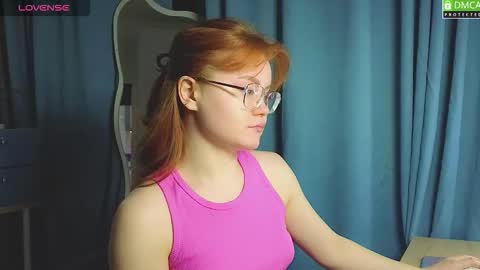 Snapshot of lu_muon chatting on 02-15-26, 12:36 lu_muon online show from 02-15-26, 12:36