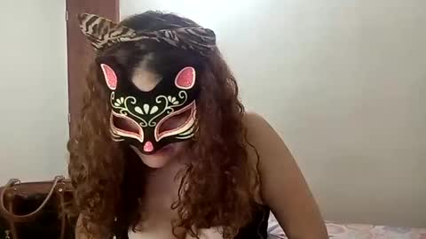 luana363 online show from 02-11-25, 02:14