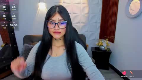 Luana online show from 02-11-25, 02:24
