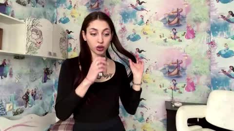 luanagilford online show from 02-27-26, 08:03