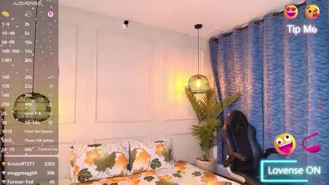 lUAN online show from 03-20-26, 11:37