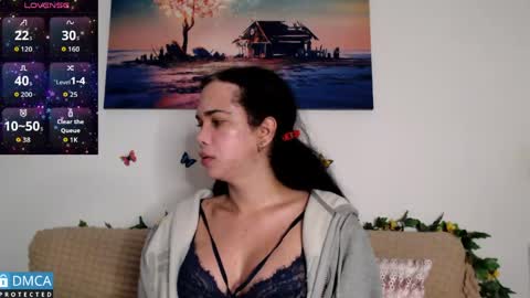 luara_ online show from 04-03-26, 06:44