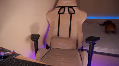 Luba online show from 01-17-25, 12:20