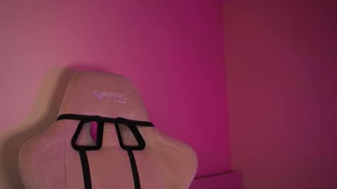 Luba online show from 09-23-25, 06:33