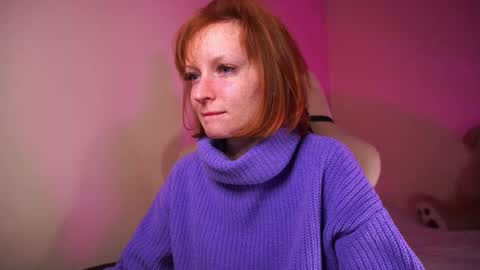 Snapshot of lubafox chatting on 11-20-25, 07:02 Luba online show from 11-20-25, 07:02