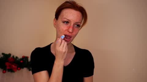 Snapshot of lubafox chatting on 01-12-26, 07:41 Luba online show from 01-12-26, 07:41