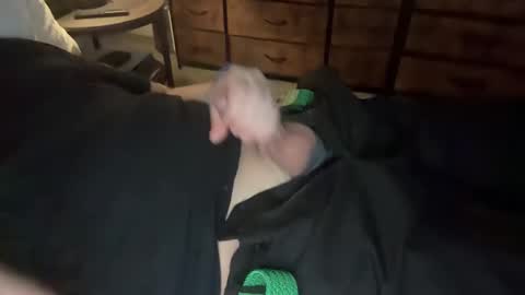 Snapshot of lubthemtitties chatting on 01-31-25, 06:47 lubthemtitties online show from 01-31-25, 06:47