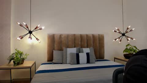 luca_morettii online show from 09-24-25, 12:19