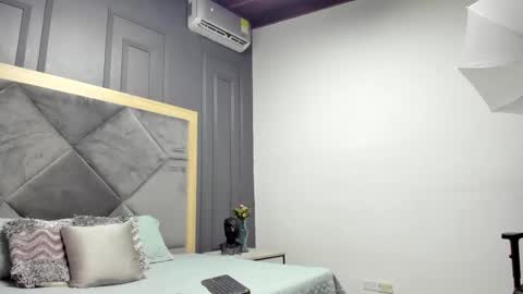 luca_morettii online show from 02-01-26, 11:47