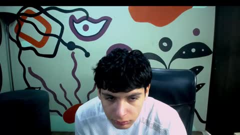 Snapshot of luca_vega chatting on 09-13-25, 01:33 luca online show from 09-13-25, 01:33
