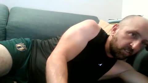 Snapshot of lucabeech88 chatting on 06-02-26, 05:26 Luca online show from 06-02-26, 05:26