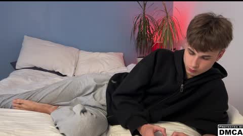 lucacharm online show from 04-03-26, 03:48