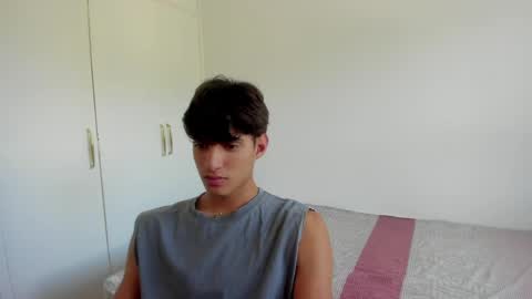 Snapshot of lucacosta19 chatting on 05-24-26, 01:27 lucacosta19 online show from 05-24-26, 01:27
