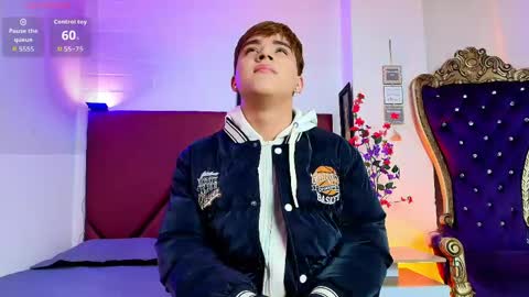 Lucas lovee online show from 05-10-26, 01:38