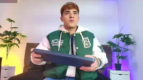 Lucas lovee online show from 06-29-26, 01:44