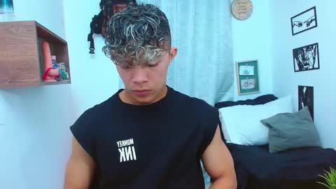 Lucas Luxx online show from 11-08-25, 01:22