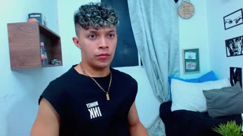 Lucas Luxx online show from 01-05-26, 05:27