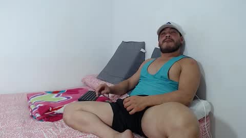 Lucas Montesori online show from 03-01-25, 03:32