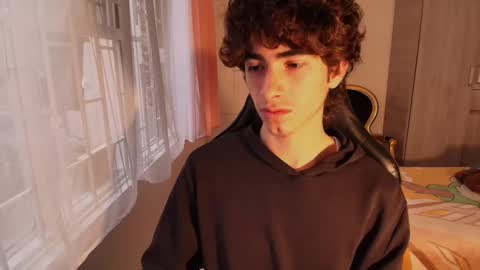 lucas_xo online show from 10-10-25, 09:47