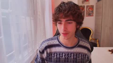 lucas_xo online show from 10-13-25, 06:19