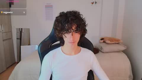lucas_xo online show from 02-13-26, 07:32