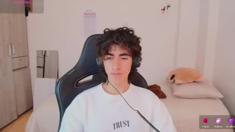 lucas_xo online show from 02-17-26, 05:08