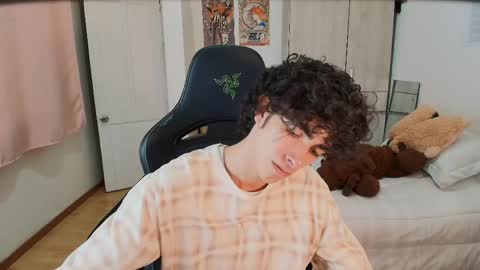 lucas_xo online show from 05-11-26, 11:46