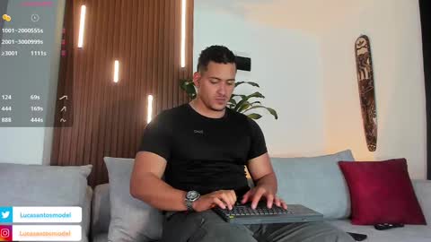 Snapshot of lucasanto_ chatting on 09-30-25, 12:37 LUCA SANTOS online show from 09-30-25, 12:37