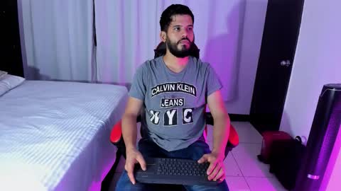 Lucas  Beaumont online show from 02-01-26, 05:28