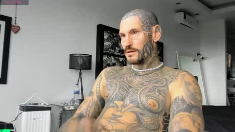 lucasexclusive online show from 12-28-24, 05:33