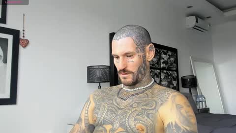 lucasexclusive online show from 12-30-24, 04:31