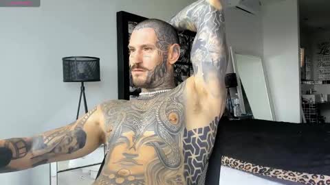 lucasexclusive online show from 01-06-25, 04:04