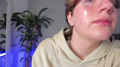 Lucas Morales online show from 05-16-26, 12:37