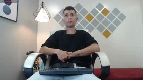 LucassSmith11 online show from 01-17-26, 11:37