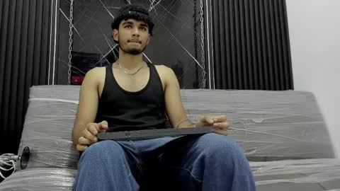 lucasthomson_ online show from 06-03-26, 03:42