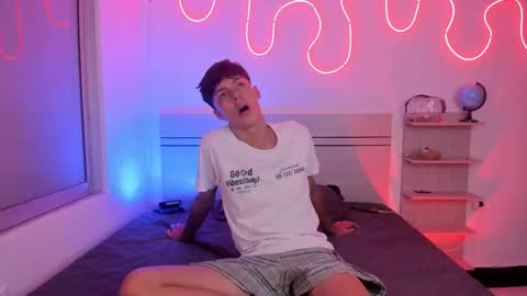 Luccas Ferreira online show from 11-07-25, 07:25