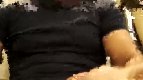 Snapshot of luccazzo79 chatting on 02-22-25, 10:40 luccazzo79 online show from 02-22-25, 10:40