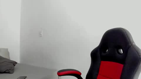   online show from 12-23-24, 08:47