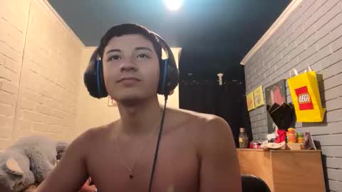 Felipe online show from 01-11-25, 04:27