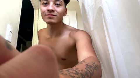 Felipe online show from 02-24-25, 03:31