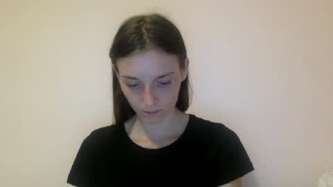 Snapshot of luci_layne chatting on 06-21-26, 01:13 Luci Layne online show from 06-21-26, 01:13