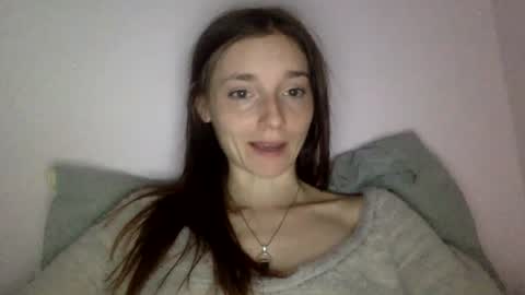 Snapshot of luci_layne chatting on 07-18-26, 06:23 Luci Layne online show from 07-18-26, 06:23
