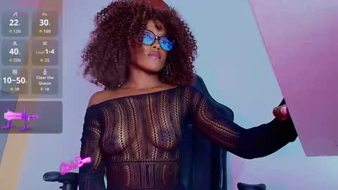 lucia01m online show from 06-07-26, 06:55