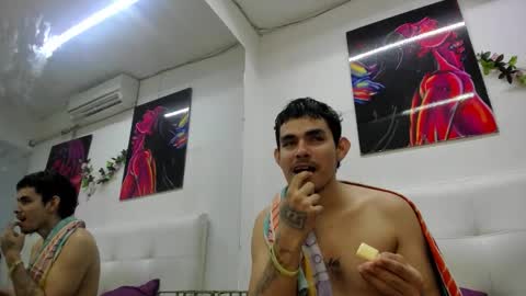 Snapshot of lucia78shy chatting on 10-22-25, 07:02 lucia78shy online show from 10-22-25, 07:02